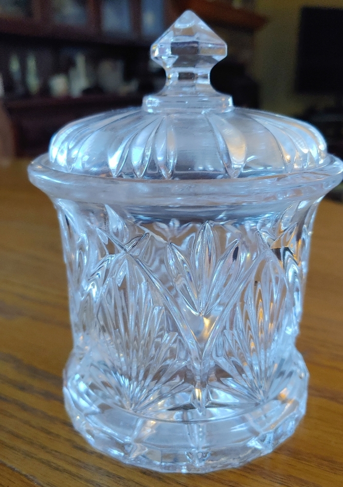Lead Crystal Accent Sugar Bowl with Cover